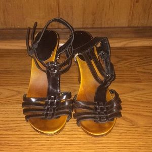 ✨3/$12✨ Madden Girl Brandyy Brown Wedge sandals